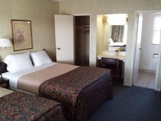 Travelers Beach Inn - LOWEST RATES at our Ventura, CA Hotel